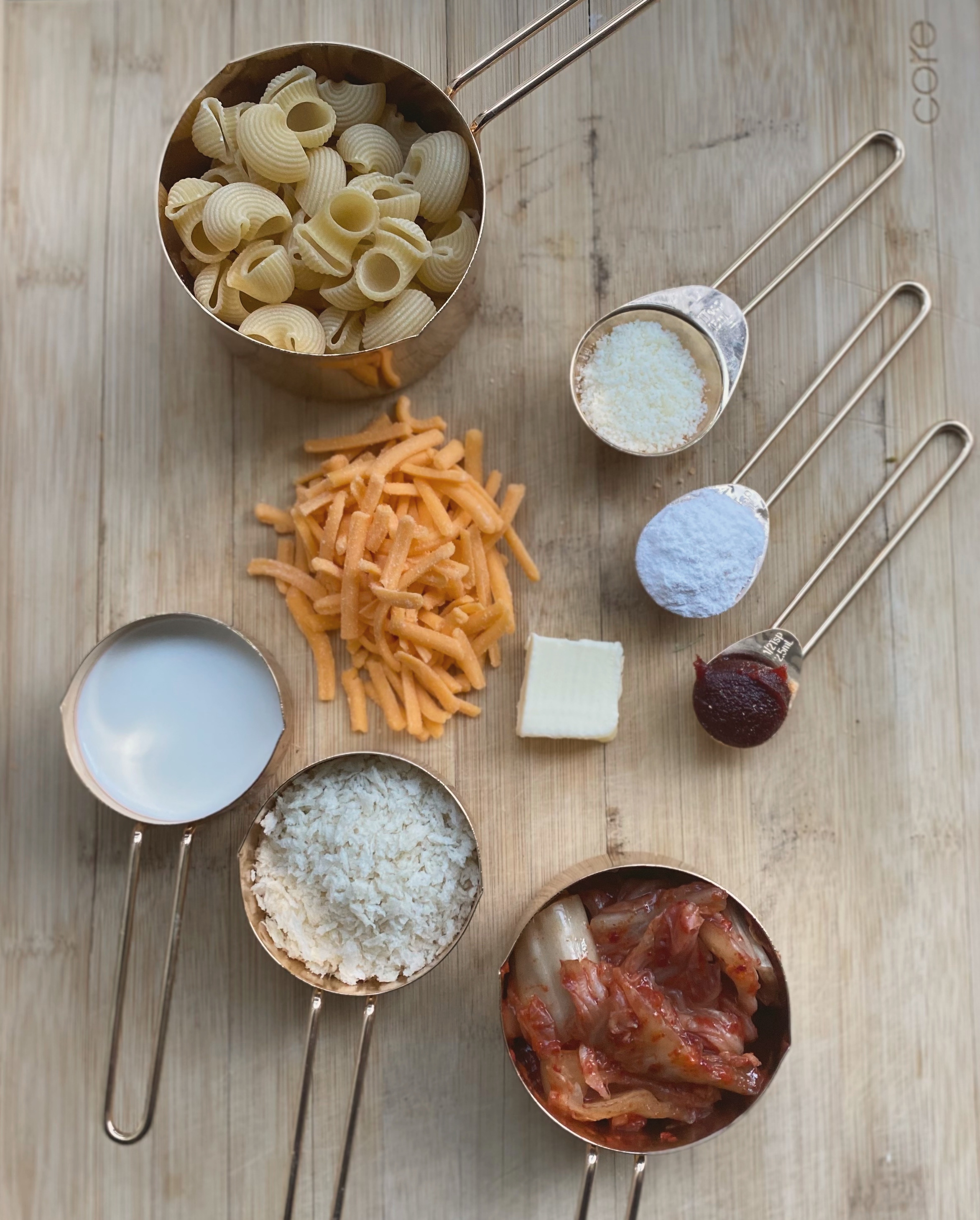 kimchi_mac_and_cheese_ingredients