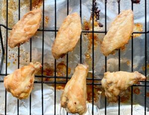 Crispy oven baked chicken wings - the best way to get crispy chicken wings without deep frying!